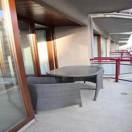 In Near The * Nieuwpoort