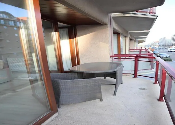 In Near The * Nieuwpoort